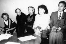(слева направо): Ирина Чекрыжова, Василий Головачев, Эдуард Маципуло, Елена Грушко, Юрий Медведев. 1988, Днепропетровск.